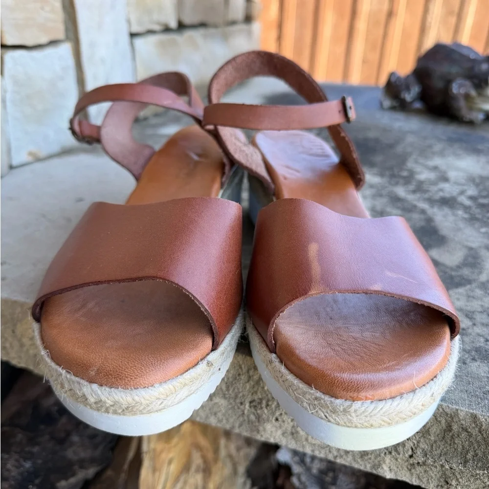 Bertuchi Women's Brown Leather Espadrille Wedge Sandals Ankle Strap Sz-40(9.5) P